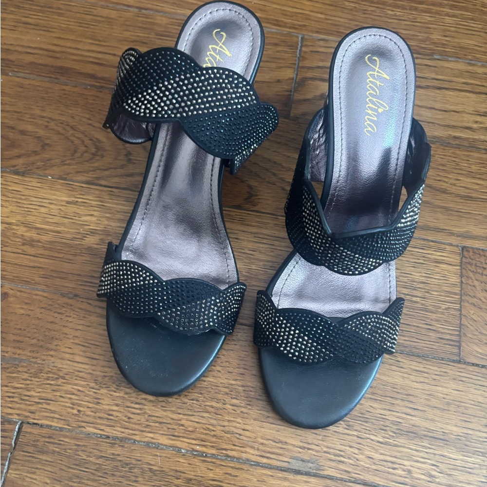 Shoes - Picture 4 of 6